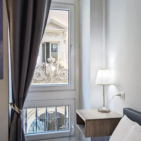 בית הארחה Dolcevite - Piazza Di Spagna 4*