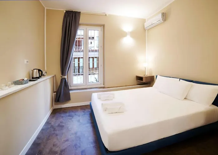 Dolcevite - Piazza Di Spagna 招待所 3*